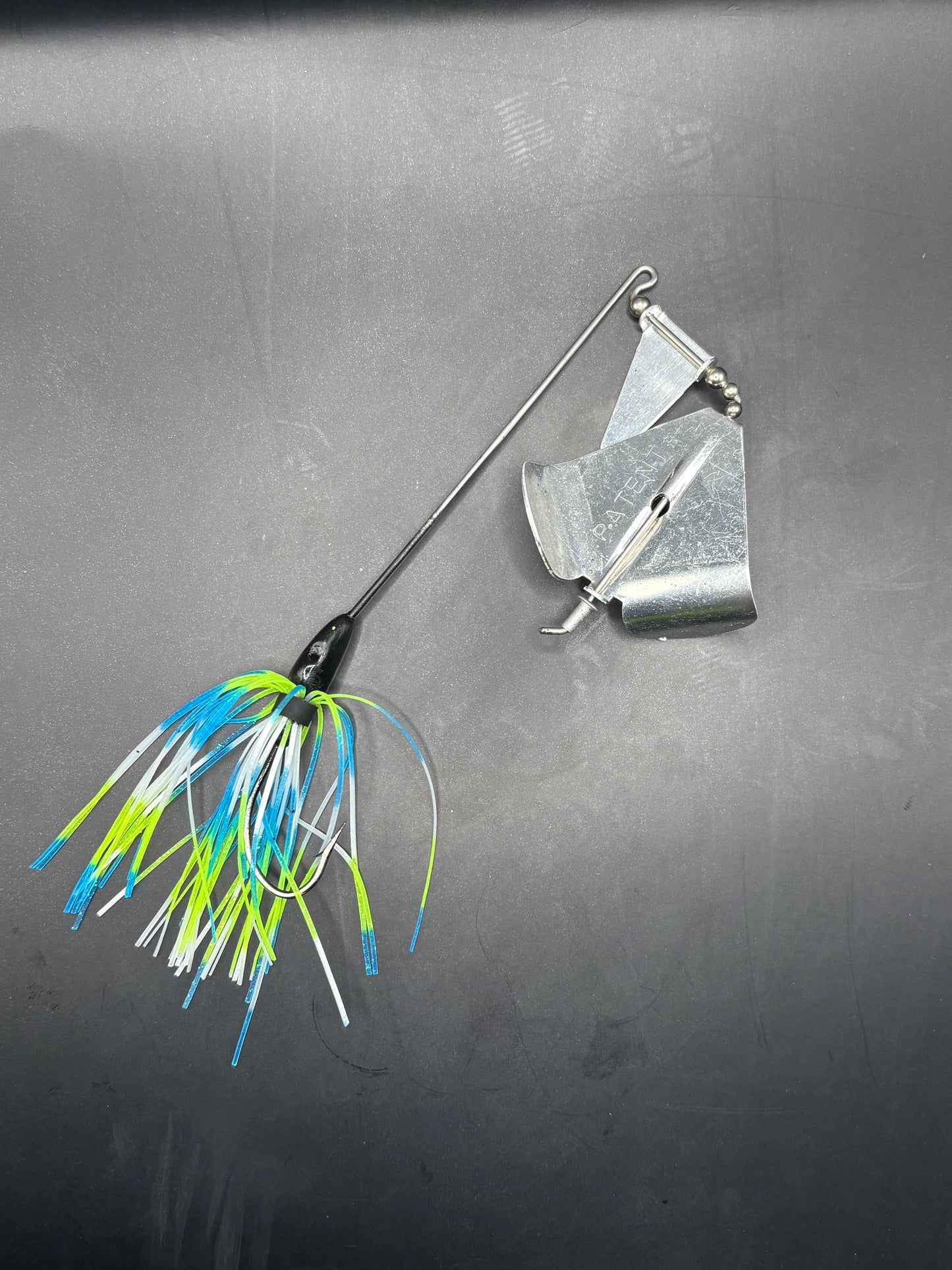 Smexy Shad V3 Buzz-Bait